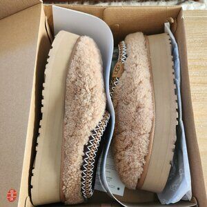 UGG Tazz Maxi Curly Chestnut Fur Slippers Womens Size 8 -NIB-